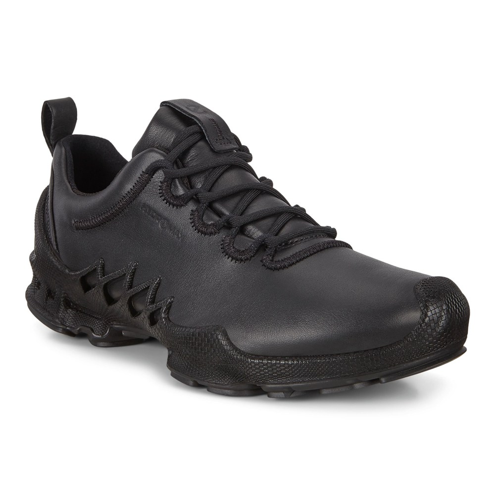 ECCO Womens Hiking Shoes Black - Biom Aex Low - LSK-374816